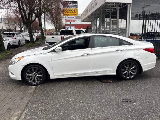 2012 Hyundai Sonata - Image 8 of 18