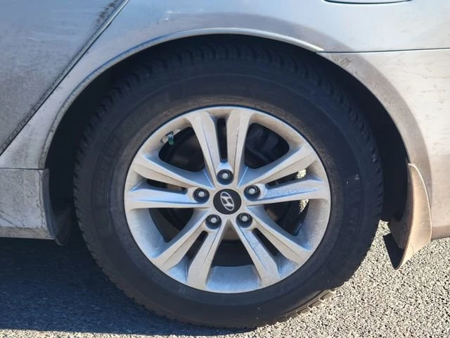 2012 Hyundai Sonata - Image 13 of 15