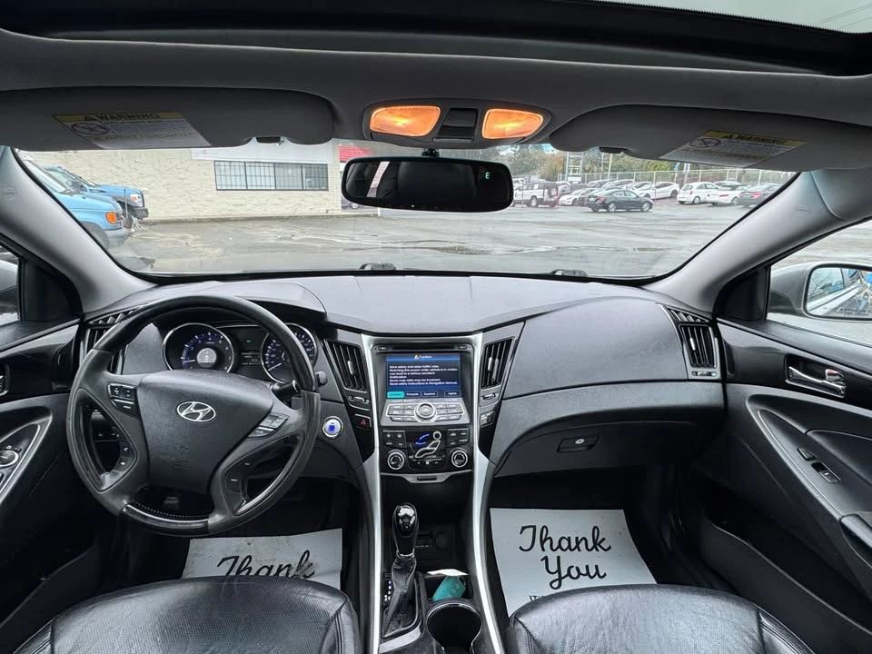 2012 Hyundai Sonata - Image 10 of 14