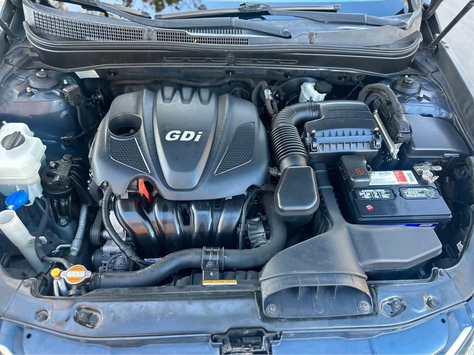 2012 Hyundai Sonata - Image 16 of 18