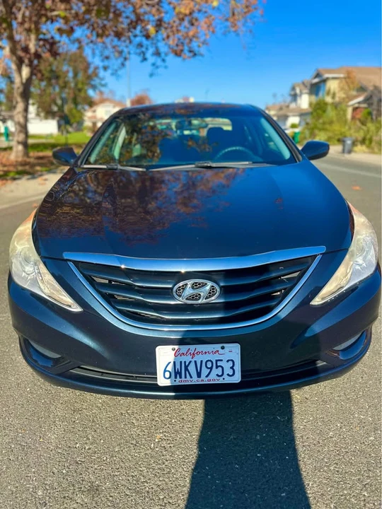 2012 Hyundai Sonata - Image 7 of 18