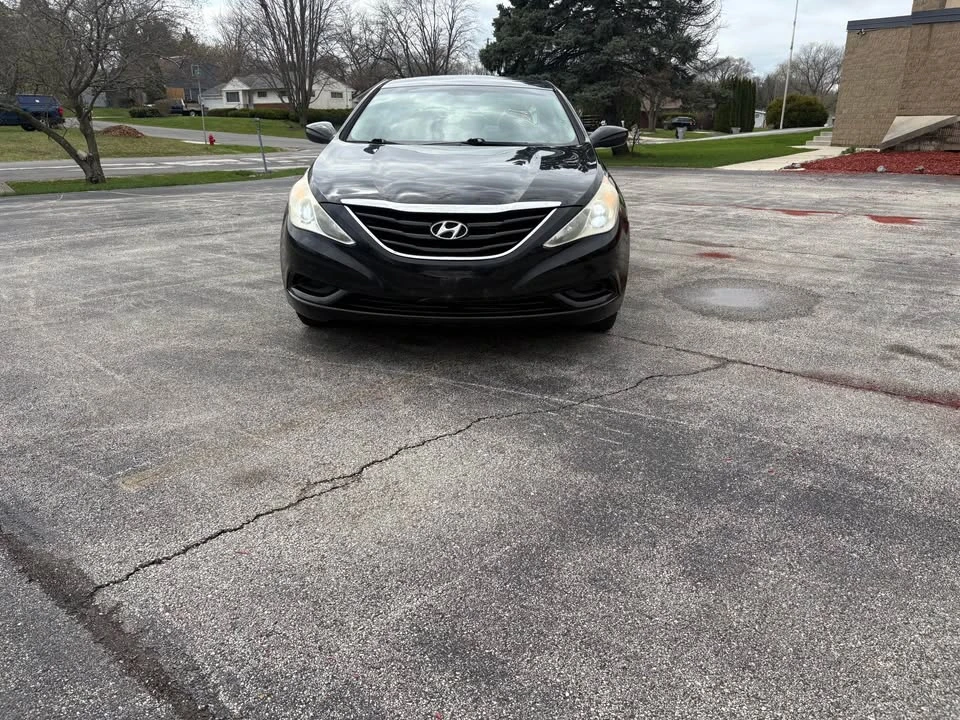 2012 Hyundai Sonata - Image 2 of 7