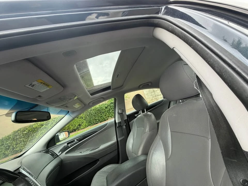 2012 Hyundai Sonata - Image 2 of 8
