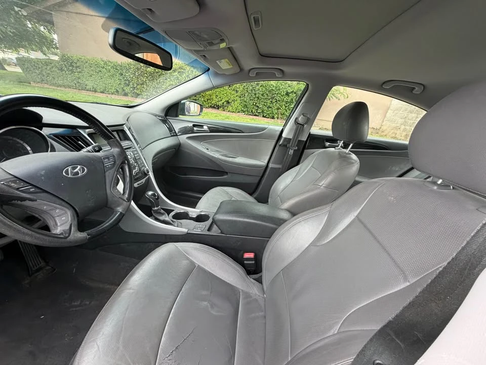 2012 Hyundai Sonata - Image 3 of 8