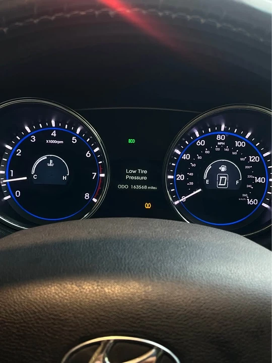 2012 Hyundai Sonata - Image 7 of 7
