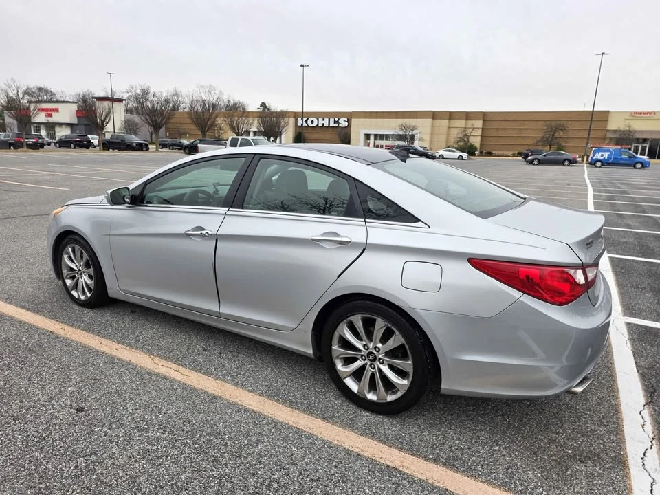 2012 Hyundai Sonata - Image 2 of 17