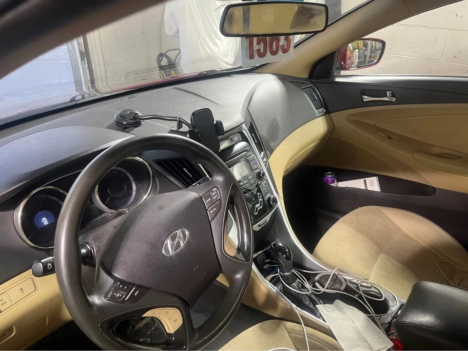 2012 Hyundai Sonata - Image 9 of 12