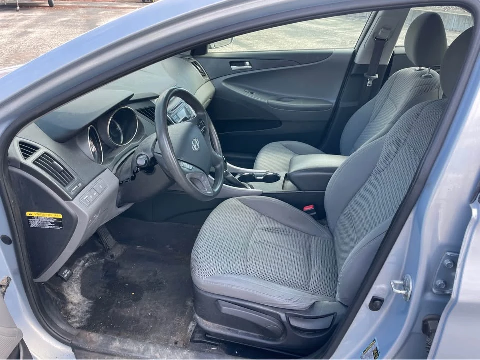 2012 Hyundai Sonata - Image 4 of 4