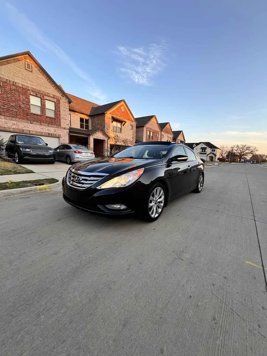 2012 Hyundai Sonata - Image 3 of 17