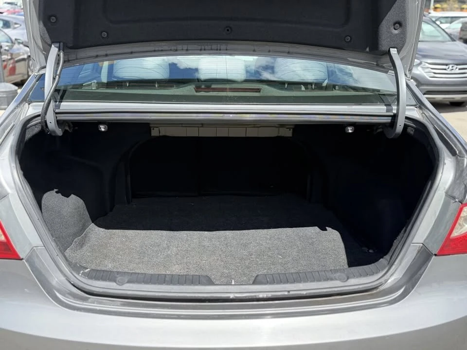 2012 Hyundai Sonata - Image 5 of 14