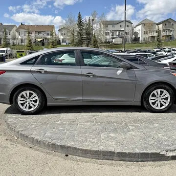 2012 Hyundai Sonata GL
