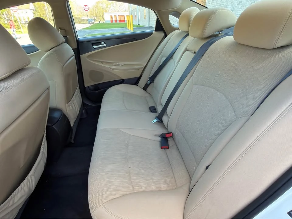 2012 Hyundai Sonata - Image 15 of 19