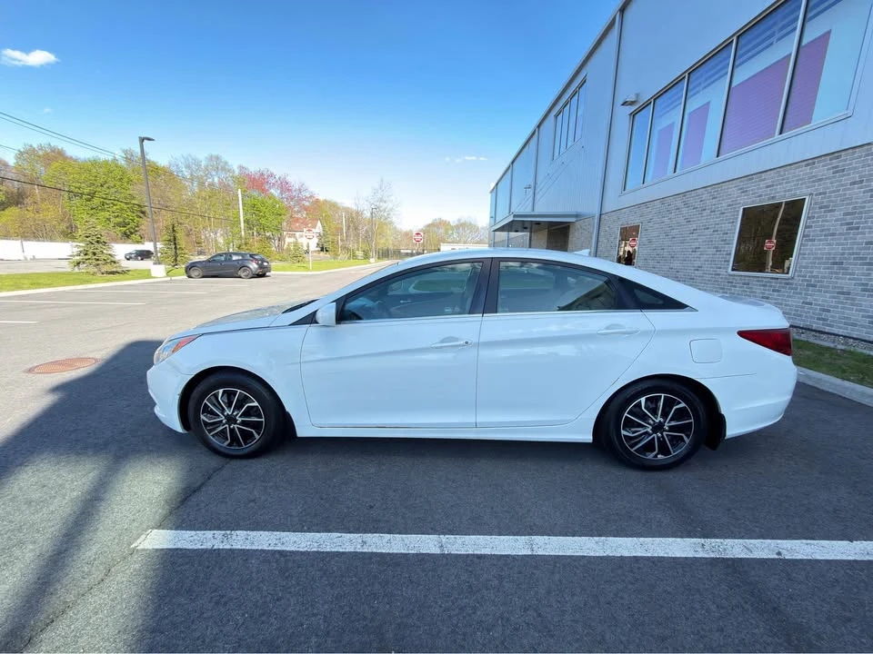 2012 Hyundai Sonata - Image 6 of 19