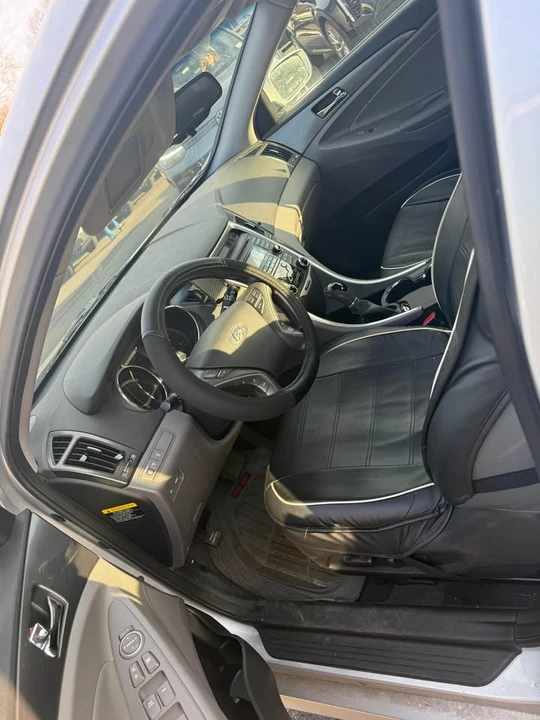 2012 Hyundai Sonata - Image 2 of 6