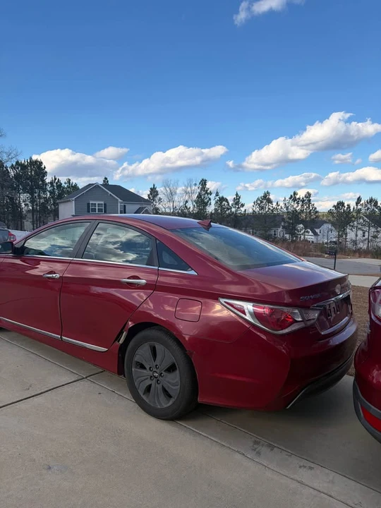 2012 Hyundai Sonata - Image 3 of 7