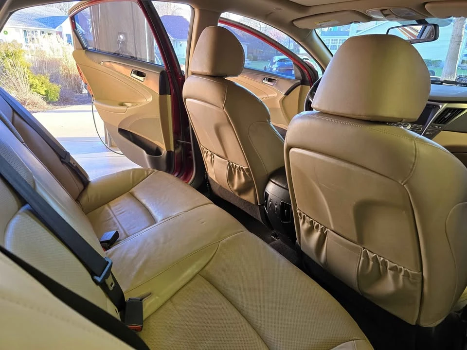 2012 Hyundai Sonata - Image 11 of 12