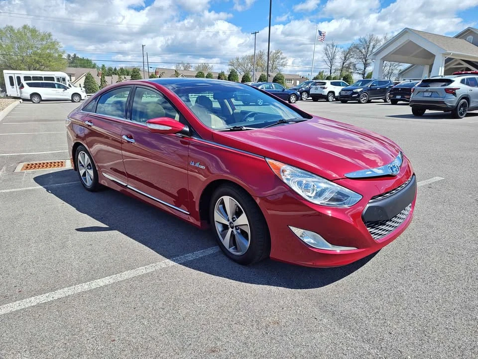 2012 Hyundai Sonata - Image 5 of 16