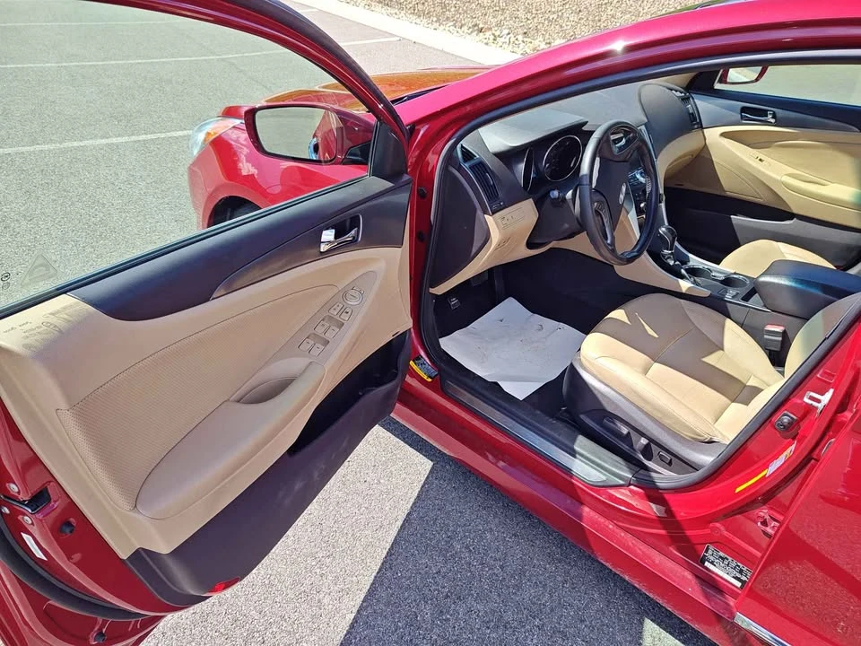 2012 Hyundai Sonata - Image 7 of 16