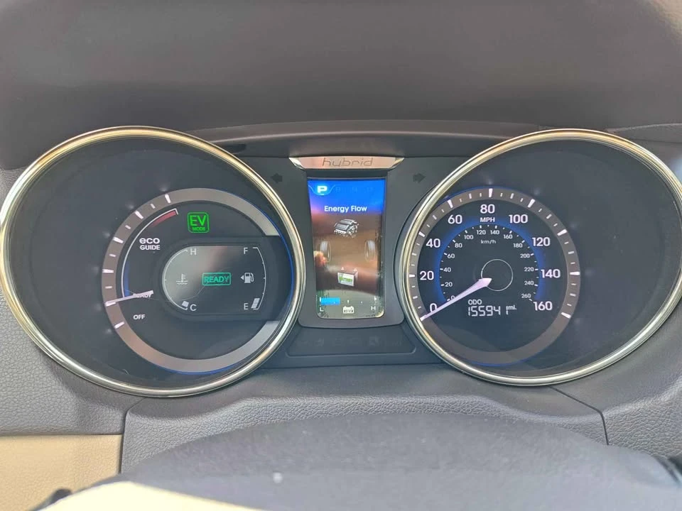 2012 Hyundai Sonata - Image 15 of 16