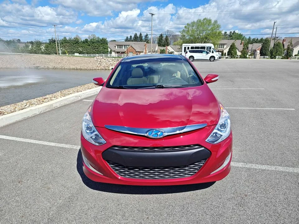 2012 Hyundai Sonata - Image 6 of 16