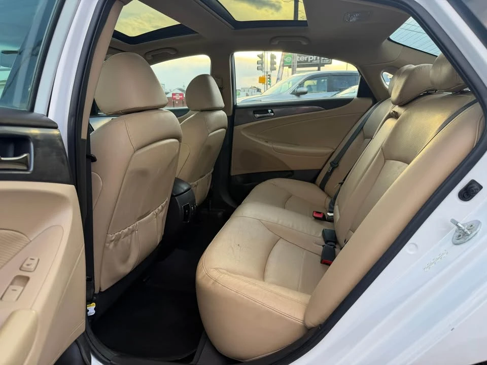 2012 Hyundai Sonata - Image 5 of 7