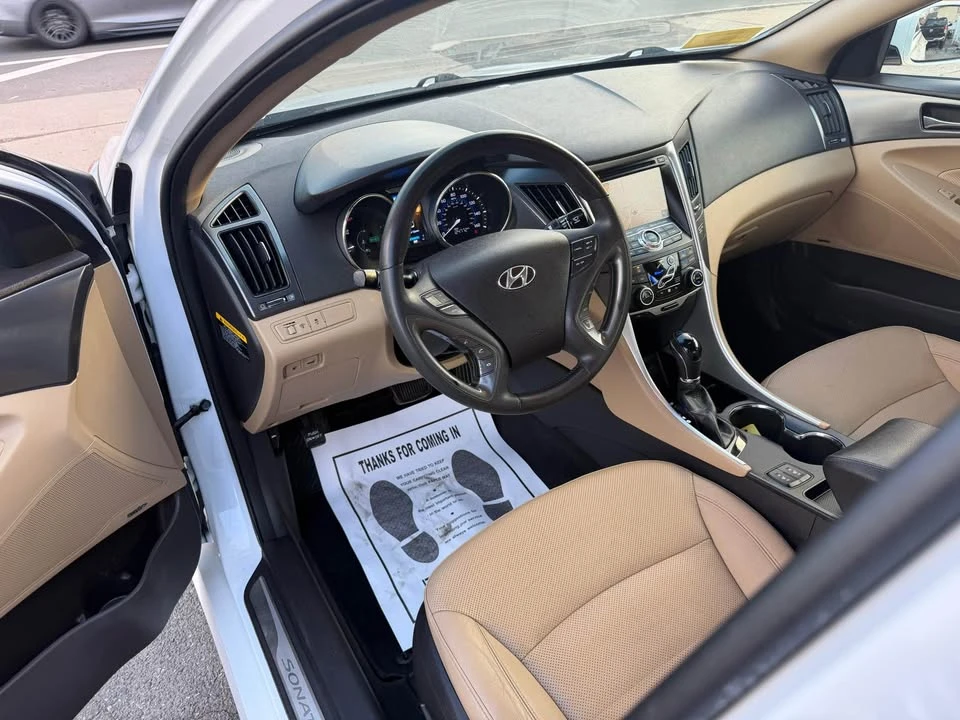 2012 Hyundai Sonata - Image 3 of 7