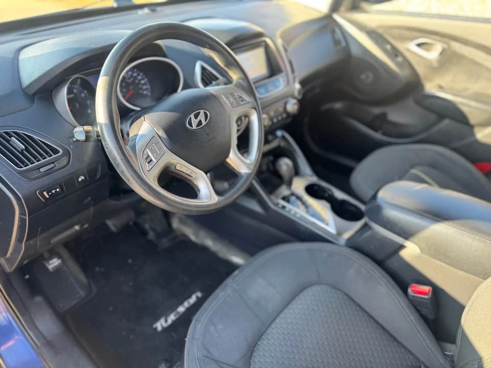 2012 Hyundai Tucson - Image 8 of 13