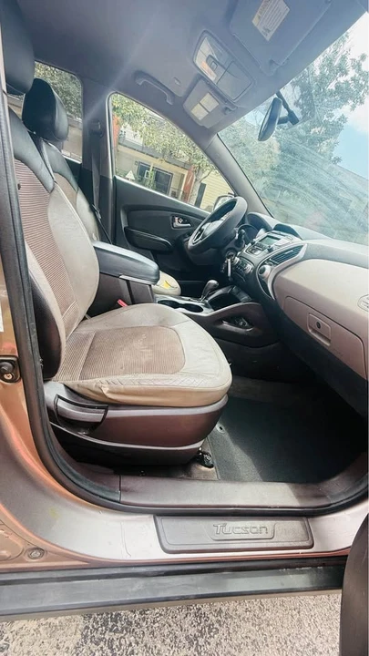 2012 Hyundai Tucson - Image 15 of 16
