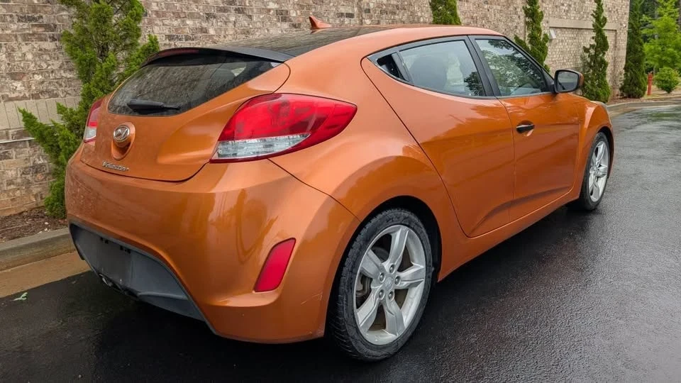 2012 Hyundai Veloster - Image 8 of 16
