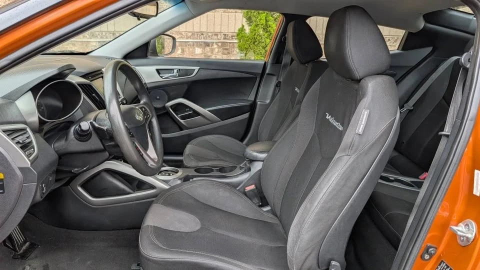 2012 Hyundai Veloster - Image 11 of 16