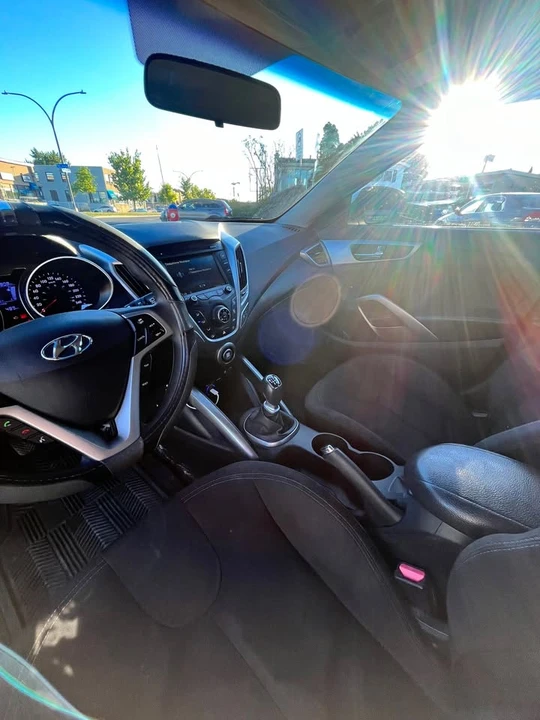 2012 Hyundai Veloster - Image 3 of 3