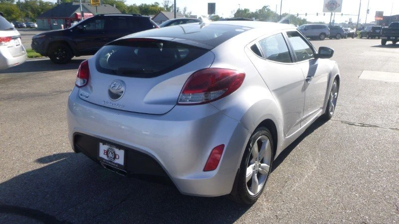 2012 Hyundai Veloster - Image 5 of 18