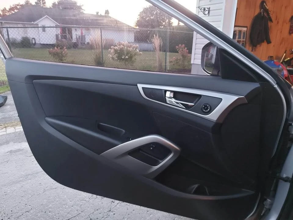 2012 Hyundai Veloster - Image 5 of 9