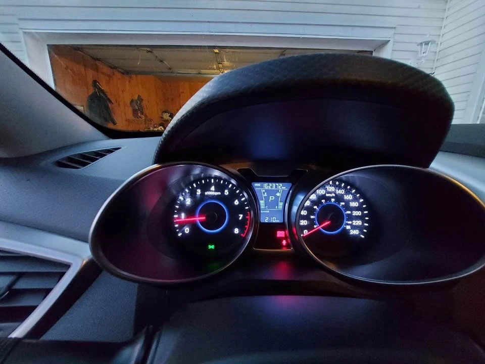2012 Hyundai Veloster - Image 6 of 9