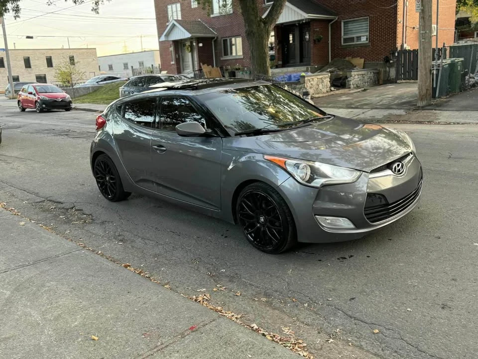 2012 Hyundai Veloster - Image 2 of 6
