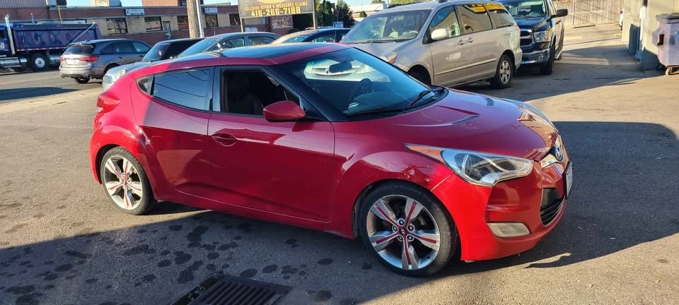 2012 Hyundai Veloster - Image 2 of 6