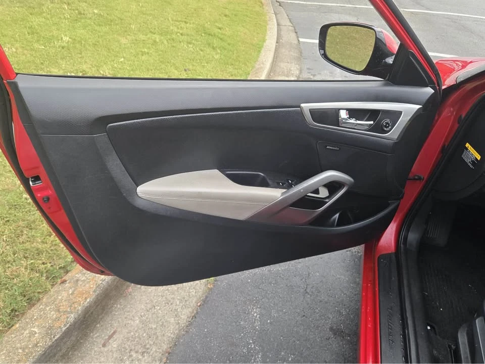 2012 Hyundai Veloster - Image 6 of 15