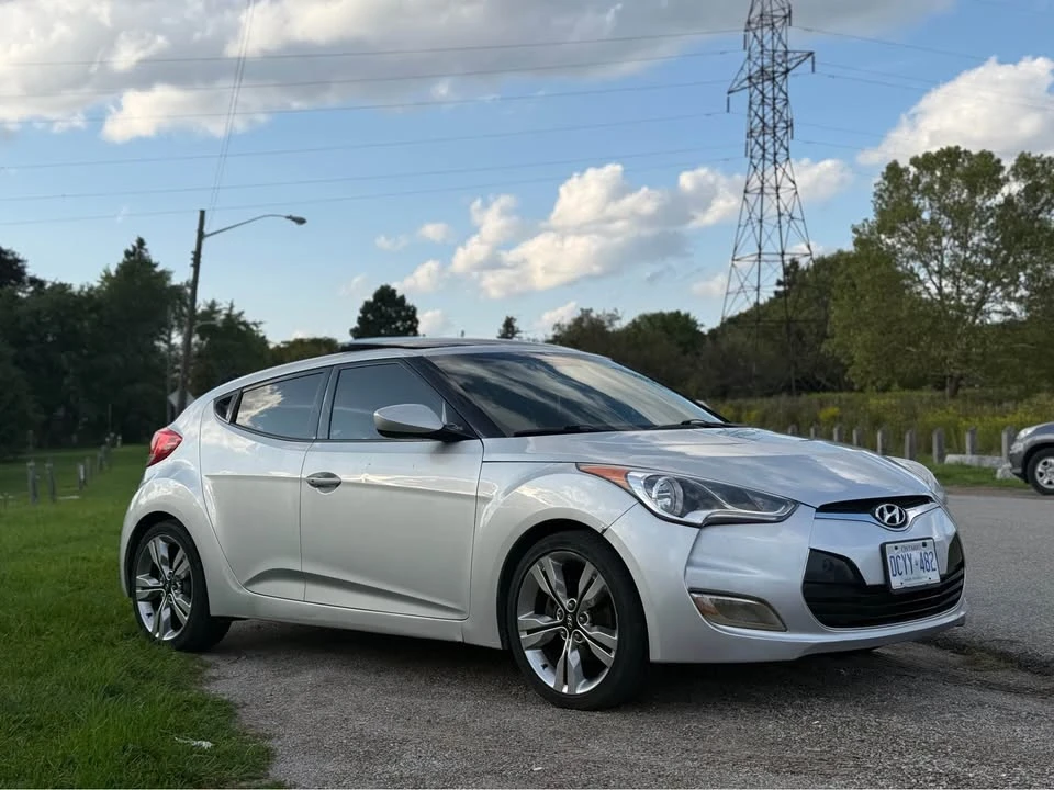 2012 Hyundai Veloster - Image 2 of 7