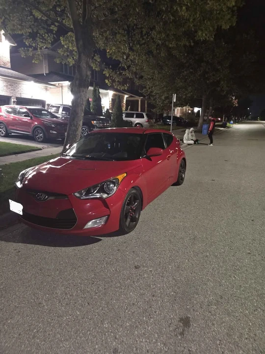 2012 Hyundai Veloster - Image 2 of 4