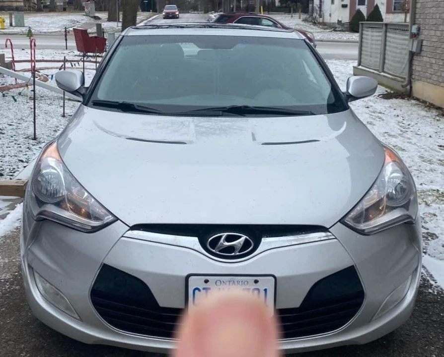 2012 Hyundai Veloster - Image 2 of 8