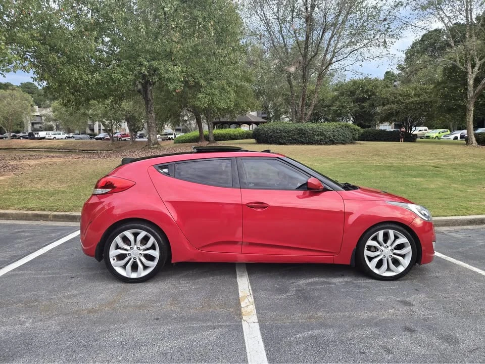 2012 Hyundai Veloster - Image 14 of 15