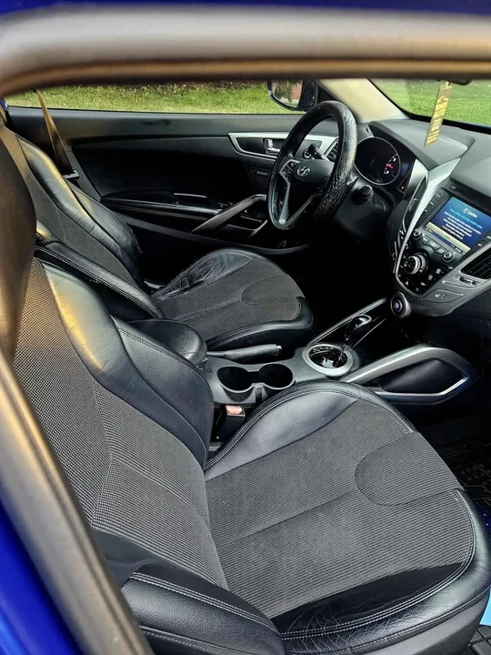 2012 Hyundai Veloster - Image 5 of 7