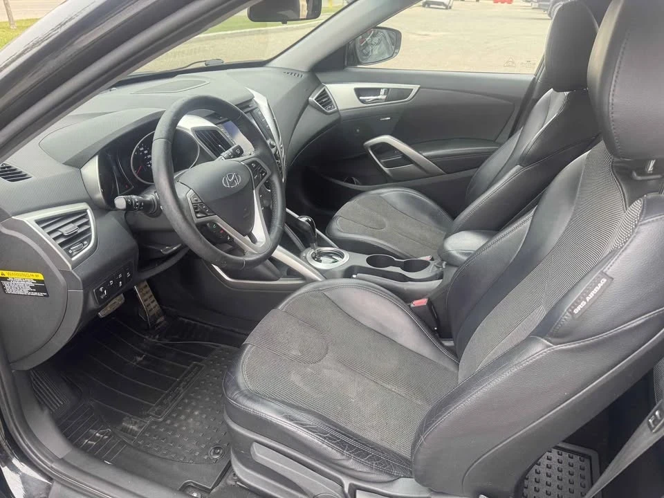 2012 Hyundai Veloster - Image 10 of 19