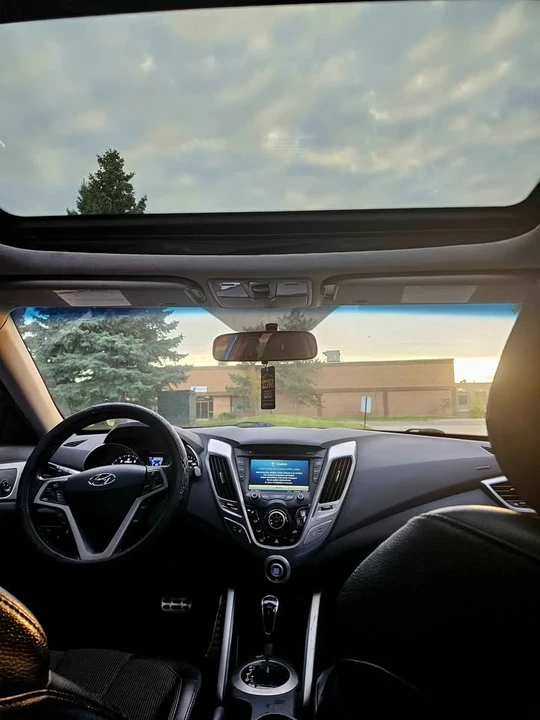 2012 Hyundai Veloster - Image 6 of 7
