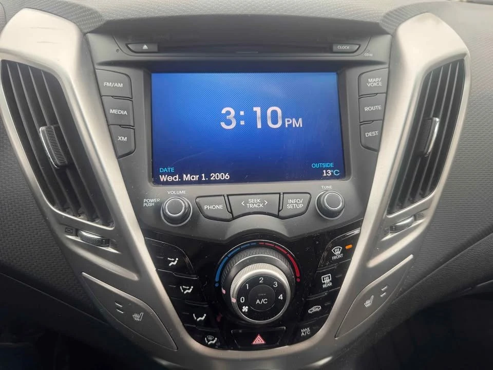 2012 Hyundai Veloster - Image 13 of 16
