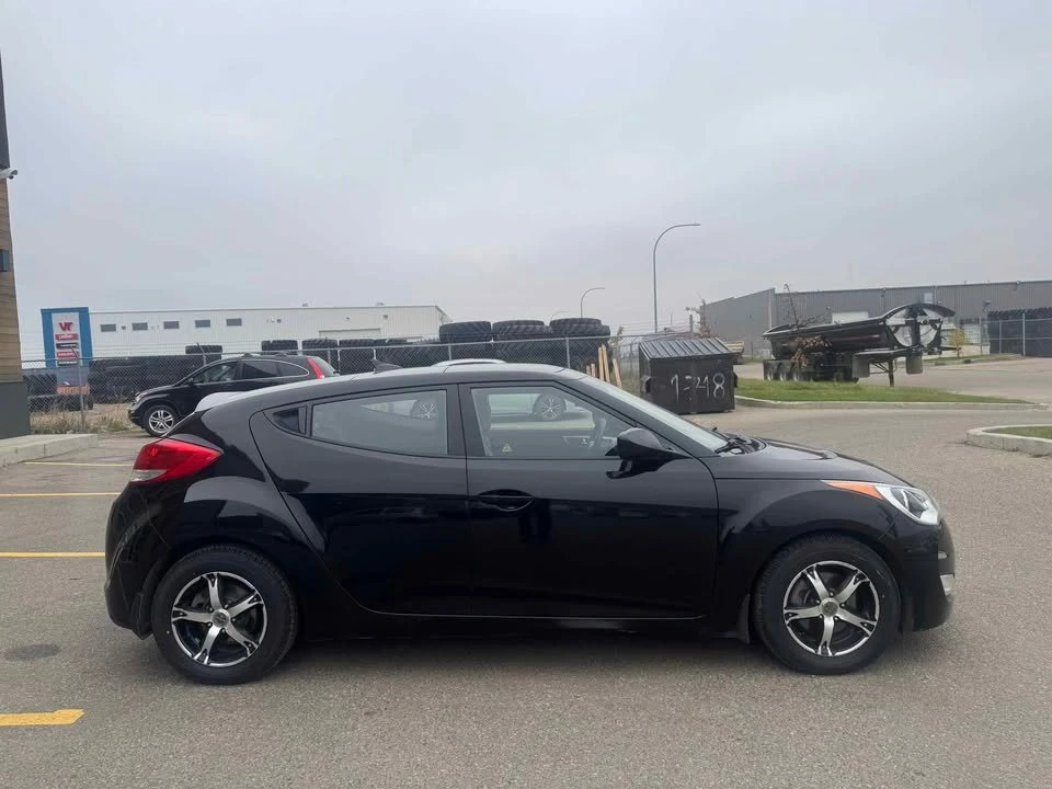 2012 Hyundai Veloster - Image 4 of 16