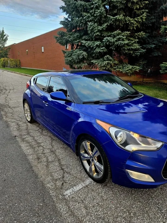 2012 Hyundai Veloster - Image 2 of 7