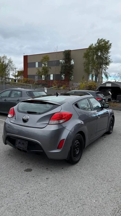 2012 Hyundai Veloster - Image 6 of 17