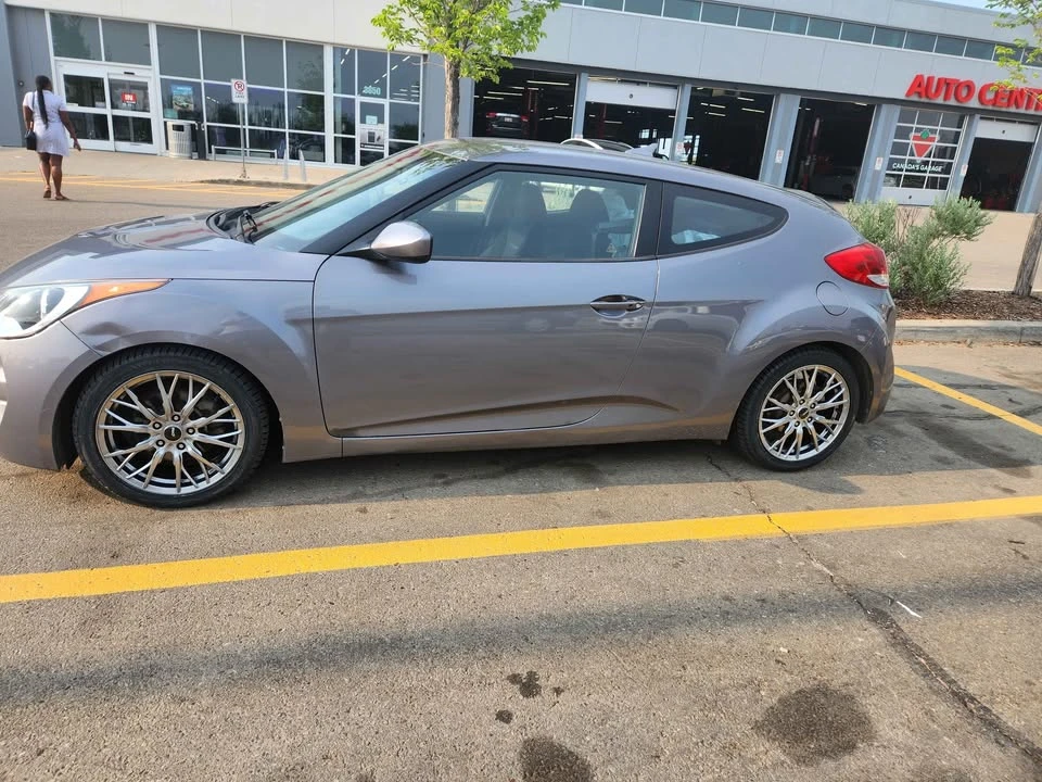 2012 Hyundai Veloster - Image 7 of 12
