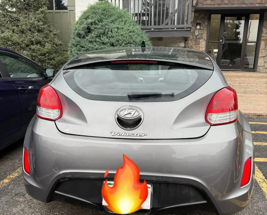 2012 Hyundai Veloster - Image 3 of 3